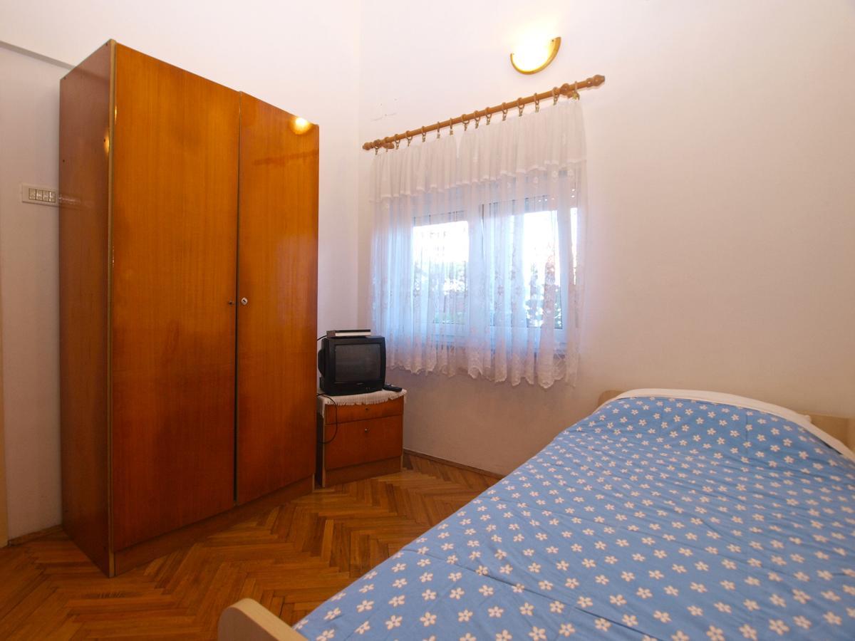 Apartments Mladen 1588 Pula Luaran gambar