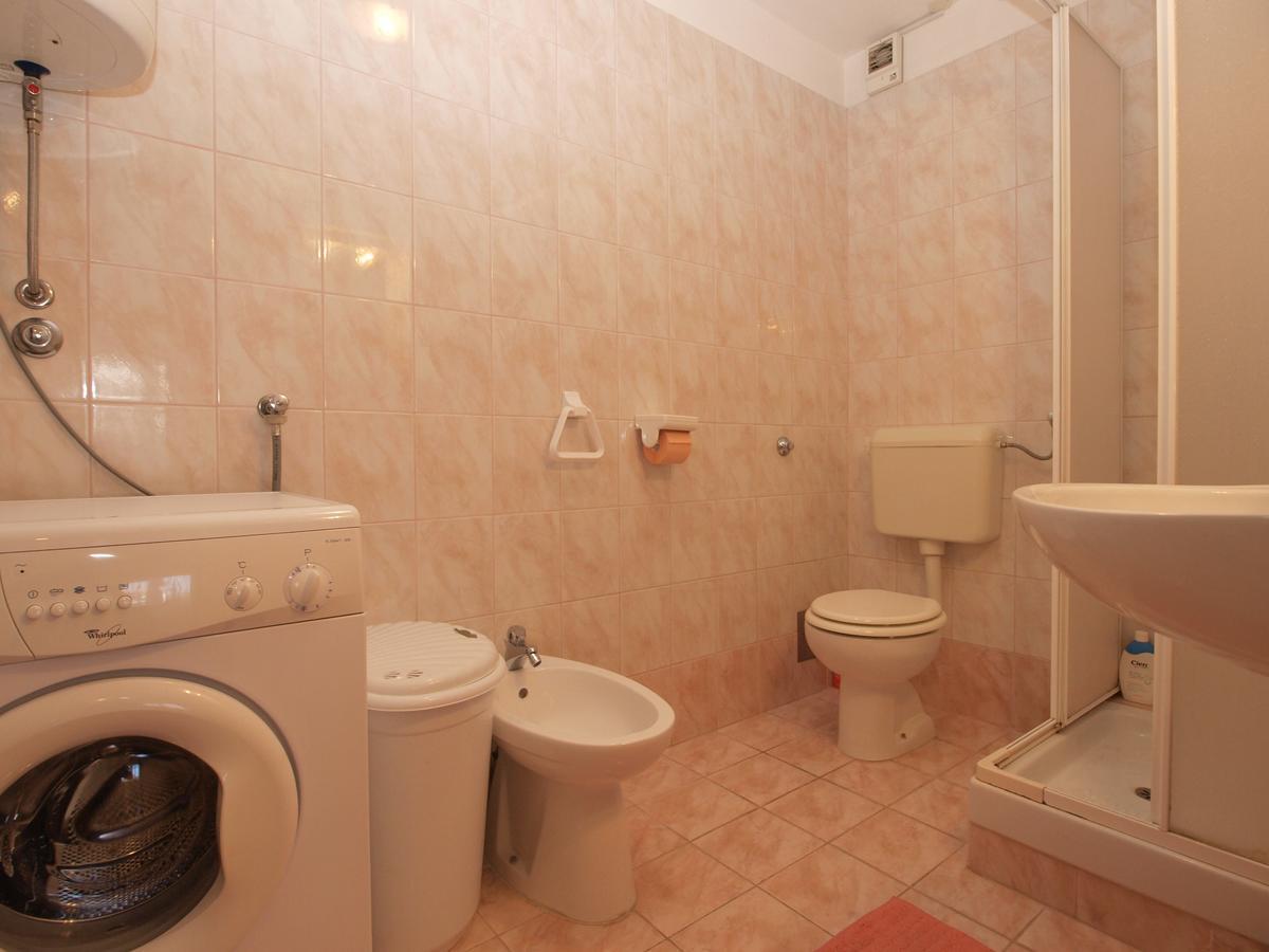 Apartments Mladen 1588 Pula Luaran gambar