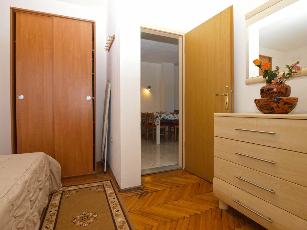 Apartments Mladen 1588 Pula Luaran gambar
