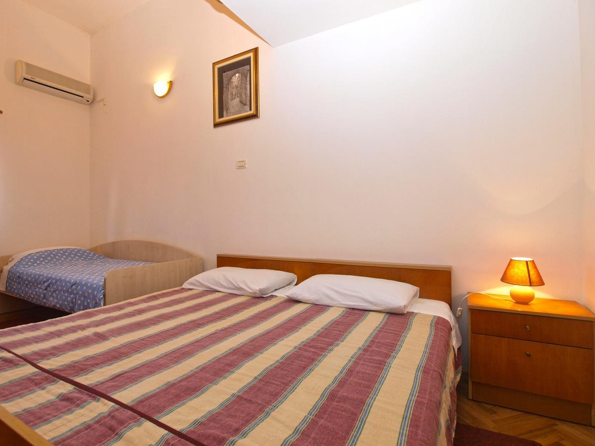 Apartments Mladen 1588 Pula Luaran gambar